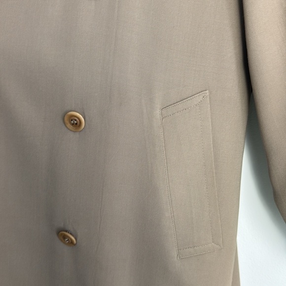 Vintage London Fog Trench Coat - Picture 8 of 12